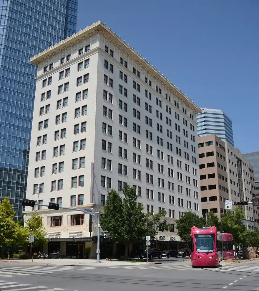 Electrical service in Capitol Hill